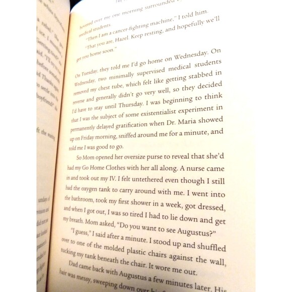 The Fault in Our Stars by John Green 2014 Trade Paperback Excellent story NOS - Picture 4 of 4